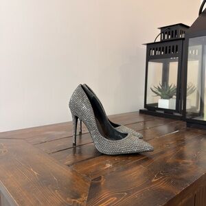 Sparkling Silver Women's Heels DAISIES STEVE MADDEN